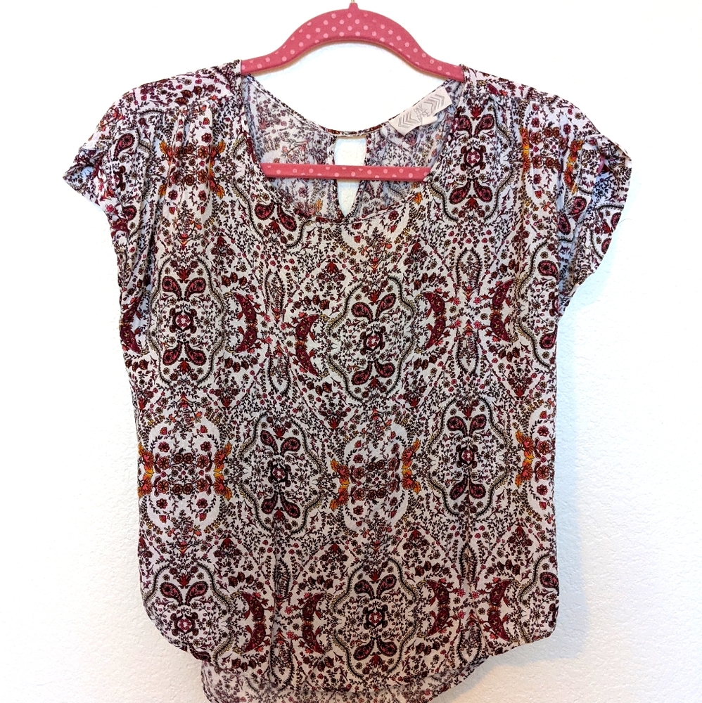 Pink Rose Paisley Short Sleeve Keyhole Top, S